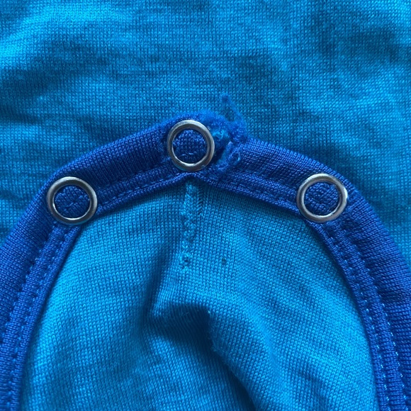 Wee Woollies Merino Long-sleeve Bodysuit and Beanie - Picture 3 of 4